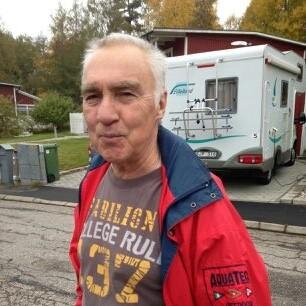 LazzemeZ's profile picture. 