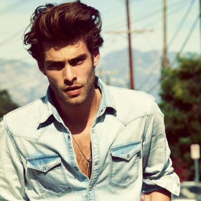 BubblyRadiance's profile picture. 'I'm a free spirit and it gets me in trouble.' Twenty year old, twin to Lorcan and aspiring writer that likes to travel.