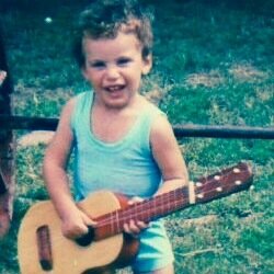 themaio_band's profile picture. A failed Rock Star