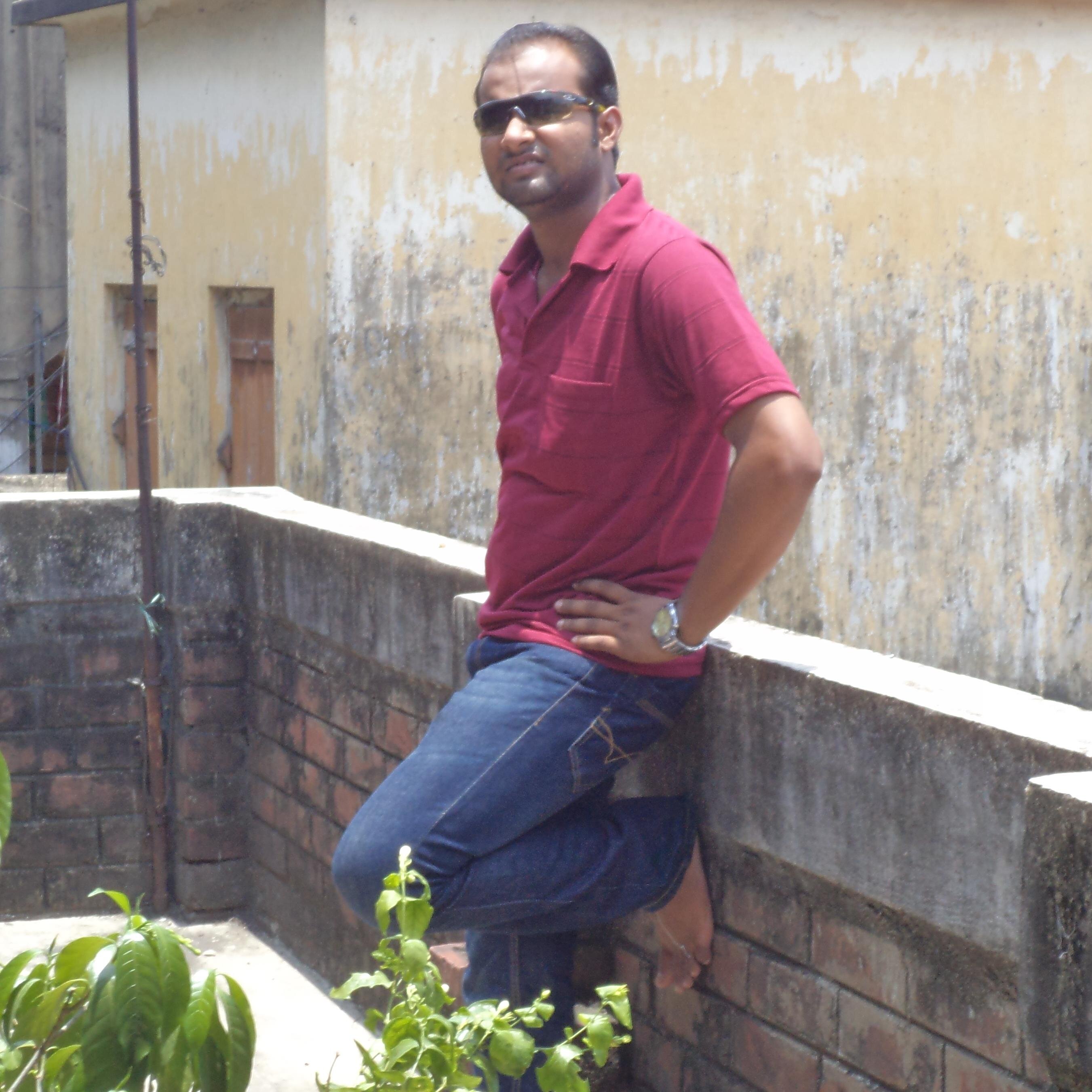 rsritamshee20's profile picture. 