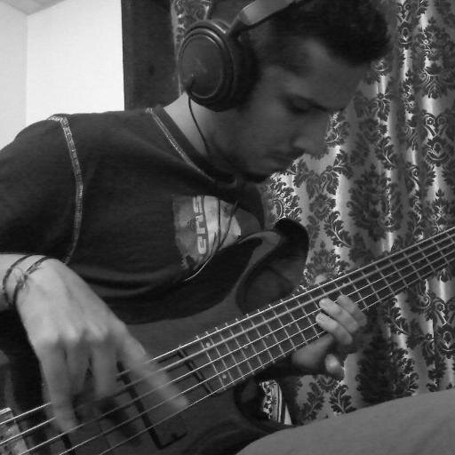 Bassist @ kresent