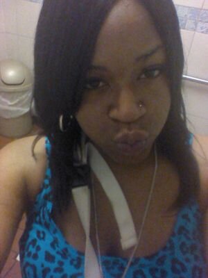 TEAM; FOLLOW ME I Follow Backk:)