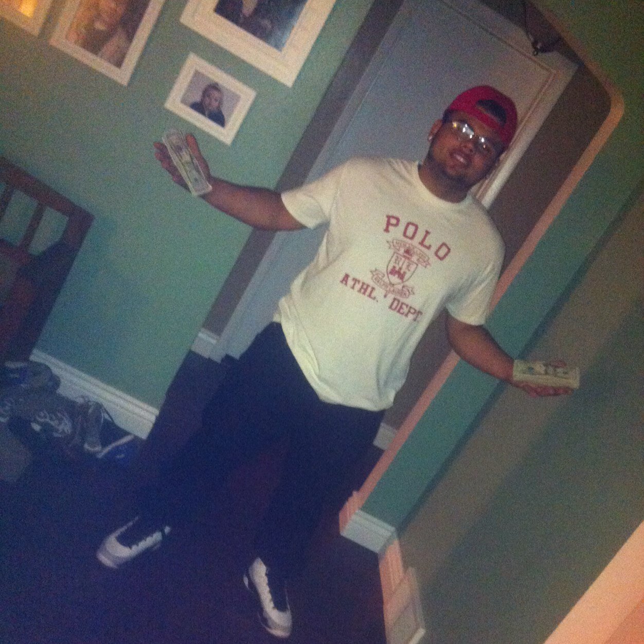 just chillin #teamgemini #teamkevinhart #teamthevoice #teamsonsofanarchy #teamxfactor