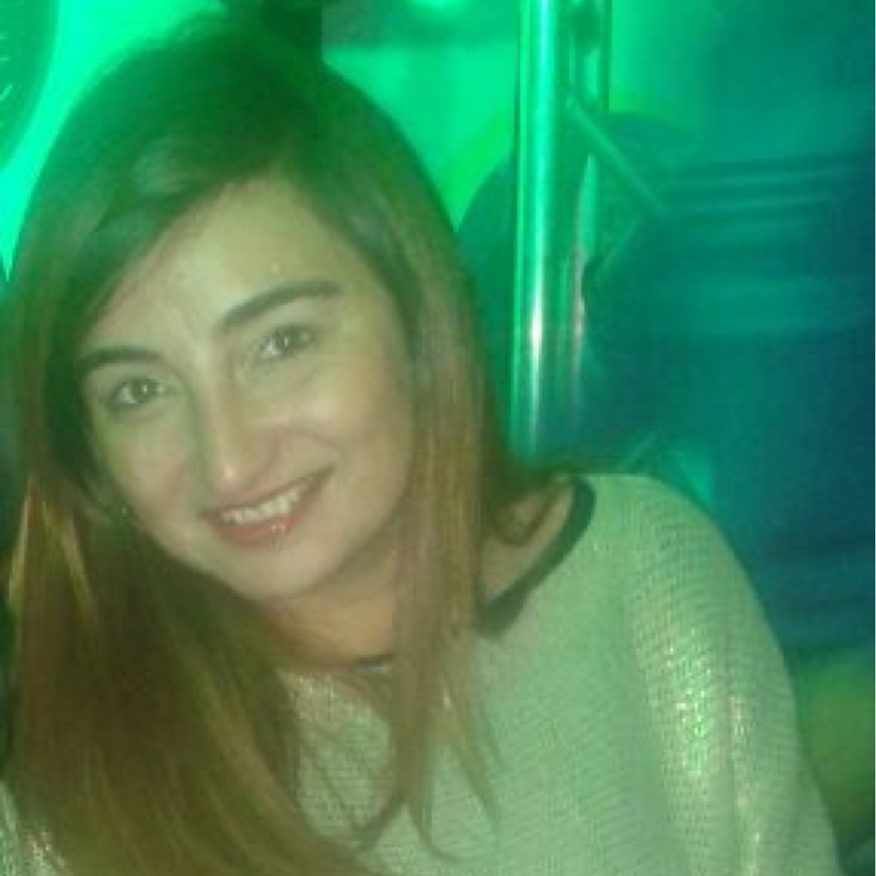 Madre, compañera, amiga. Afortunada de todo lo que la vida me ha dado. Feliz