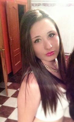 ·Bachiller de Artes Escenicas·