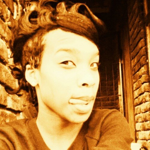 ImM hUmblE , coOl , sWeEt , a girL witH a SenSe oF humOuR anD fulL oF lovE == FolLoW mE coZ ii fOlloW BacK : ) . . PEacE *..*