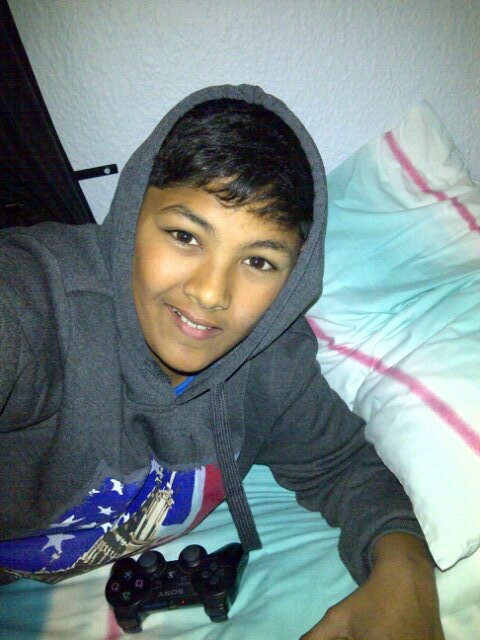 I'm one crazy kid living life      I'm mad about cars mostly (VW) and do the maddest things ever so follow me peace ☺♥