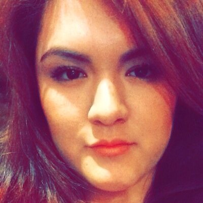 Lizziie_Bear's profile picture. when absent, she is the subject of universal conversation