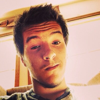 levicanfly123's profile picture. I skate and play Xbox yo