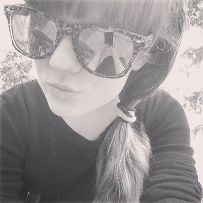 #SelenaGomez #DylanO'Brien #DebbyRayan #AshleyTisdale #1D