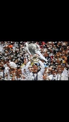 Proud to wear the white shirt. APorLaDecima 2014.