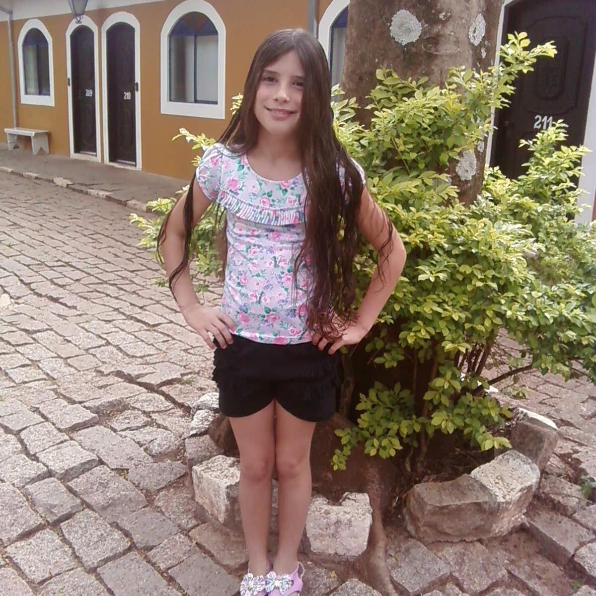 veronic12308607's profile picture. 