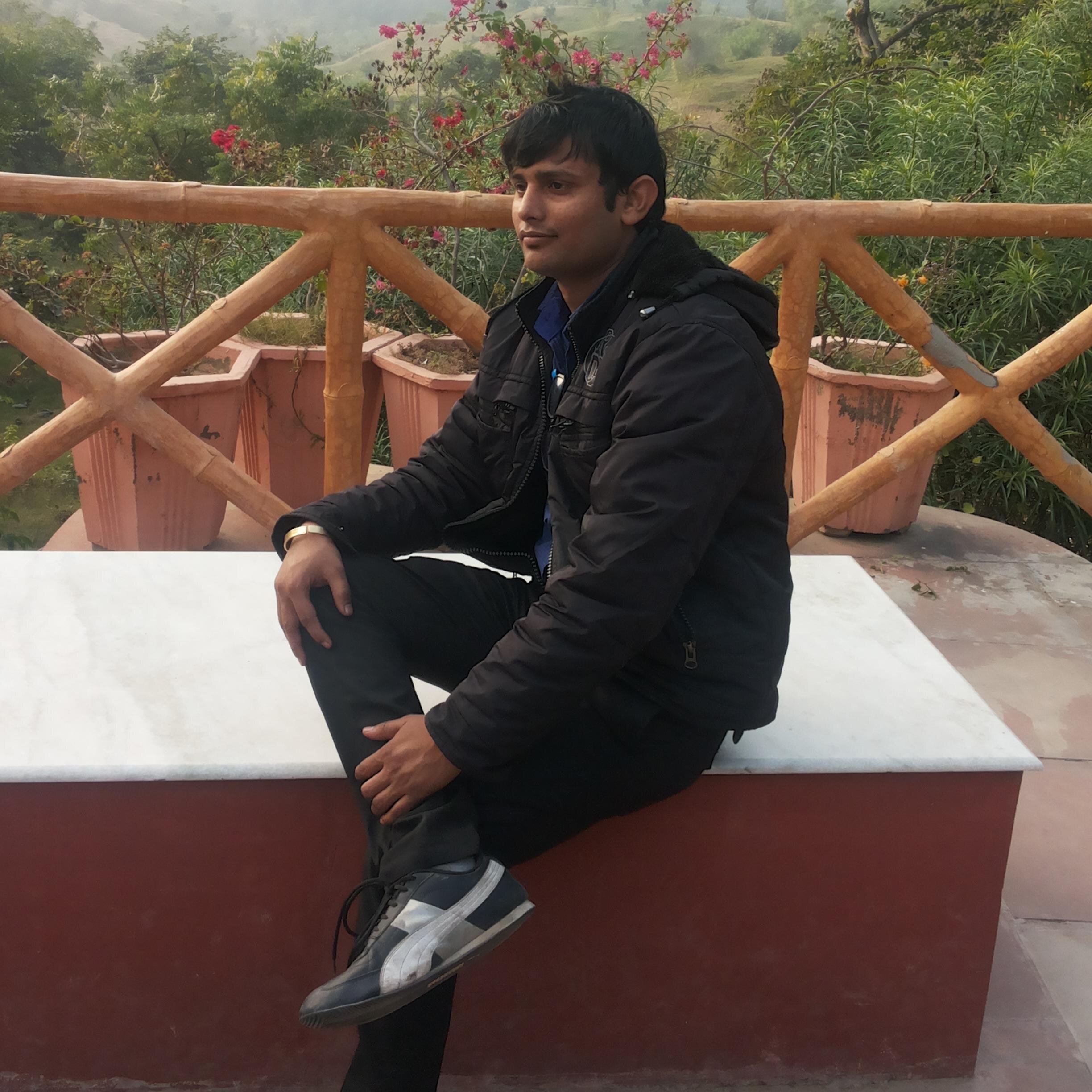 HarryRajputAgra's profile picture. 