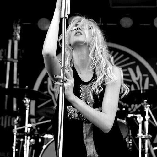 FEH É MINHA @babyjustkillme !! SO MINHA, MINHA PARAWHORE!