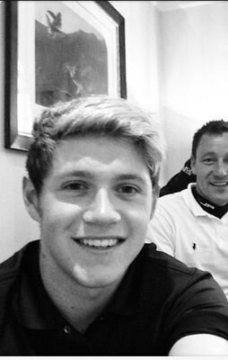 Hiii beautiful, Can You Please Follow @Updatesx1Dx ? thank you ! Ilysm x