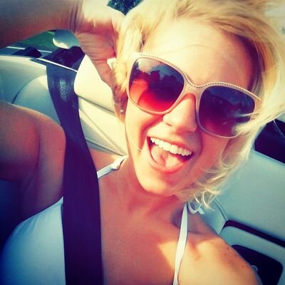 I'm Courtney. Not a midget. Currently residing in Kentucky, but ROLL TIDE till I die.