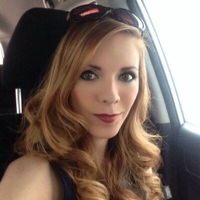 Paoherreram's profile picture. Diseñadora de Joyería, Mexicana, amante de la moda y el buen gusto. No te tomes la vida muy en serio, no saldrás vivo de ella!