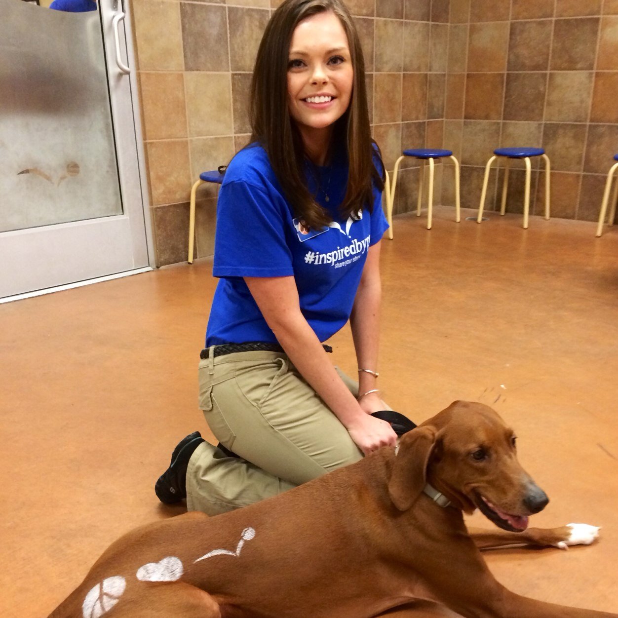 Former Assistant Store Leader for PetSmart! Mommy to my fur-babies Kingsley, Flint, and Bean!