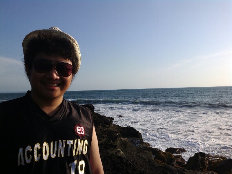 I'm RICKY.. I'm happy with my life now. I love family and my beloved @TPtasslim, automotive part of my life @progressJKT