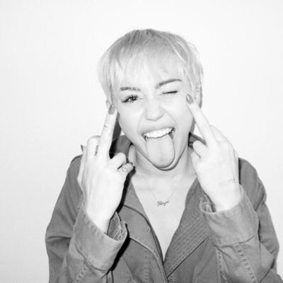 typical fanat Miley Cyrus