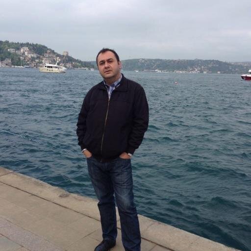 Harâbat ehlini hor görme zakir, defineye malik  viraneler var..