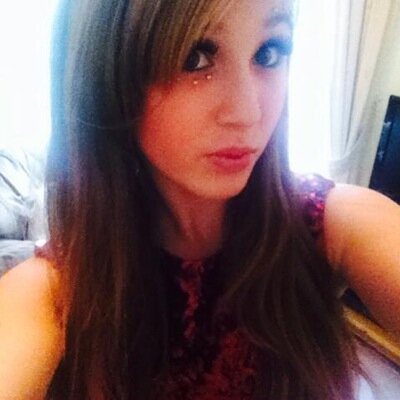 I'm 13 , I love animals and I'm generally a very chatty person and I'd love to hear of you :) xxx
