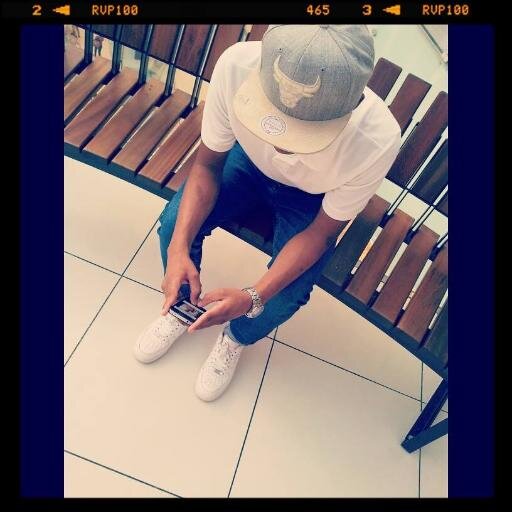 ChayanneRD's profile picture. ♥ ★Tع  ∕̴Ɩہﮩہo.       My mama dic k yo toy + loko k loQ estan en el manicomio..:D whatsApp:809-216-0290. *music* Gracias yanford