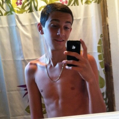 Kik: austinsanders1 
Snapchat: asanders123