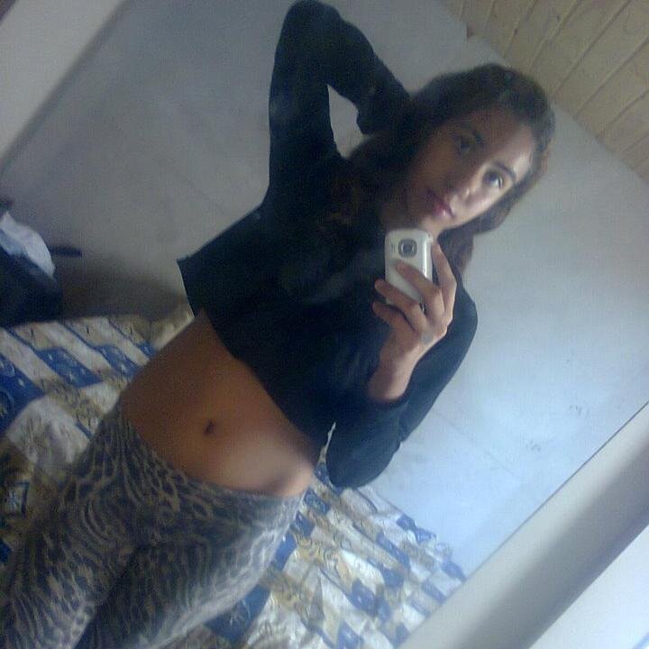 não teste minha paciência me teste na
cama com aquela prova de beijar até
tirar o fôlego e ver quantos minutos eu
aguento