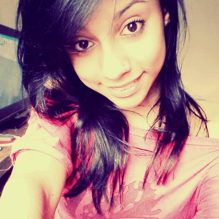 camille41658793's profile picture. Amo the vampire diaries,gosto de ONE direction,backstreet Boys,linkin Park,projota,lil Wayne e vários...odeio falsidade e estou solteira haa :3