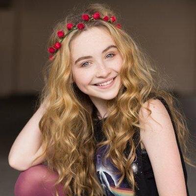 AllieFishLU's profile picture. I'm  Allie  the teenage Witch ._.