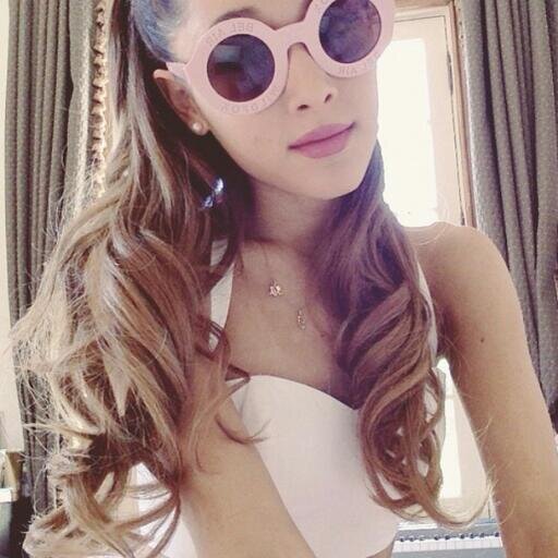 please follow @GirlyArianaxox