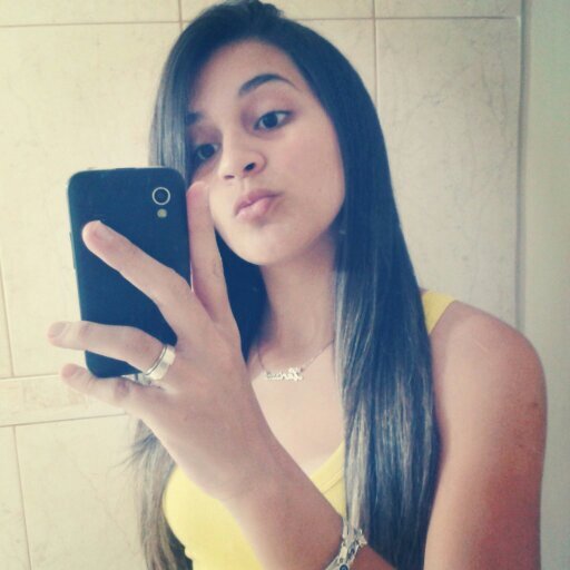 Fica do meu lado que não falta amor. G ♡