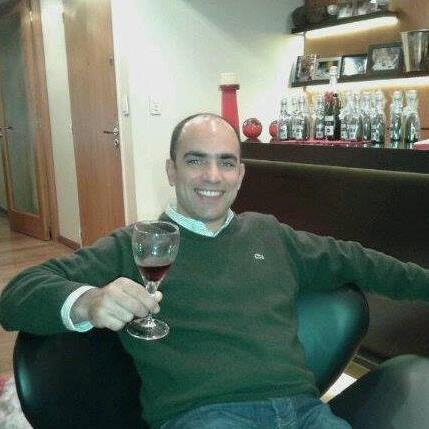 Licenciado en Relaciones del Trabajo. UBA. 
Consultor en RR.HH y Relaciones Laborales. Socio gerente en Enfoque Recursos Humanos