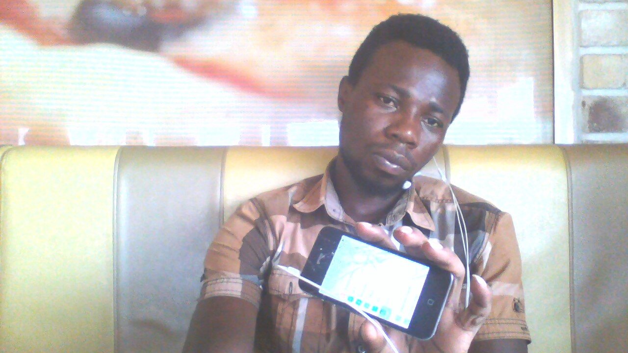 at pizza zoon
