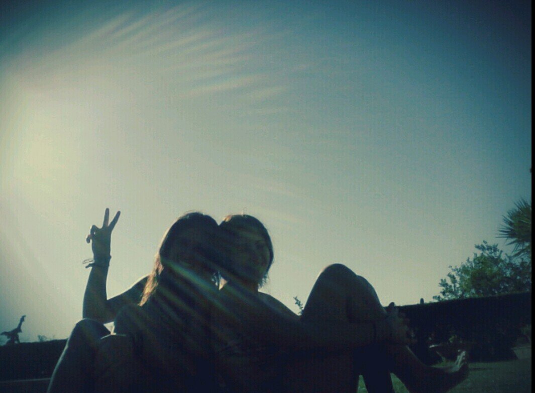 anapf13's profile picture. Cuando uno quiere, saca tiempo; cuando no, saca excusas.