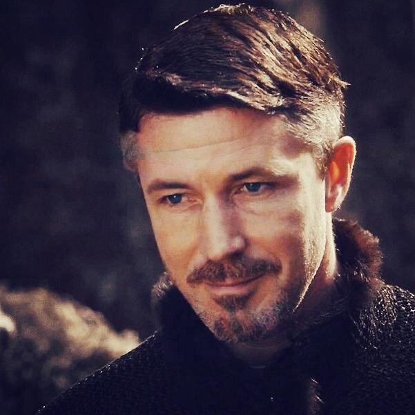 LlamadmePetyr's profile picture. Lord Petyr Baelish, Meñique para los enemigos, jugando contigo y cada día con más gente. Prometido con @Deliah_Rojar #SpanishFakeWesteros