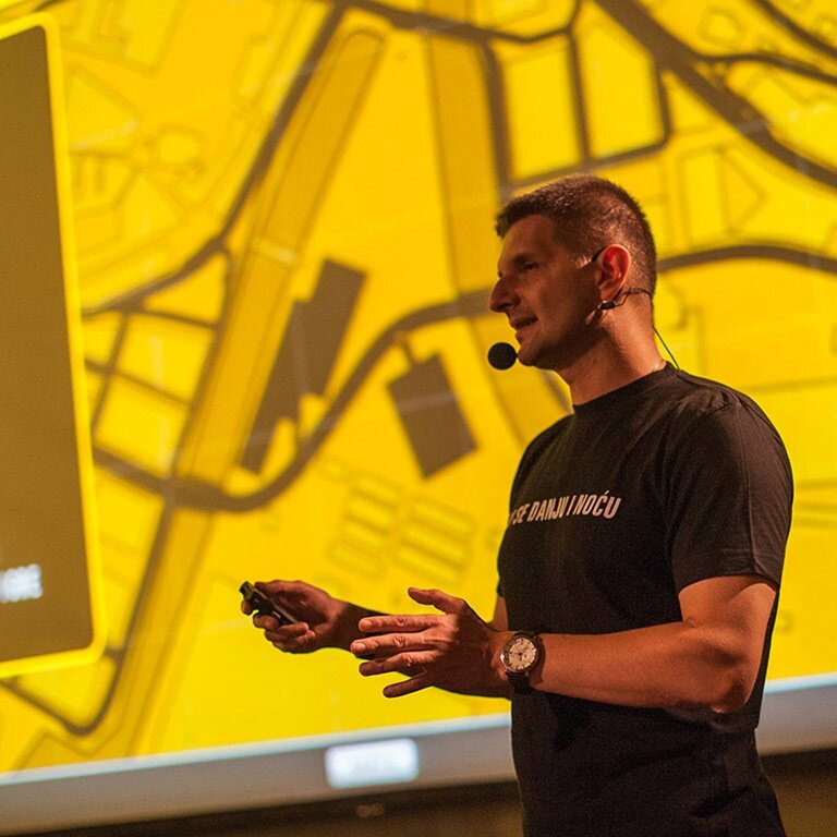 Davor Pasarić Profile