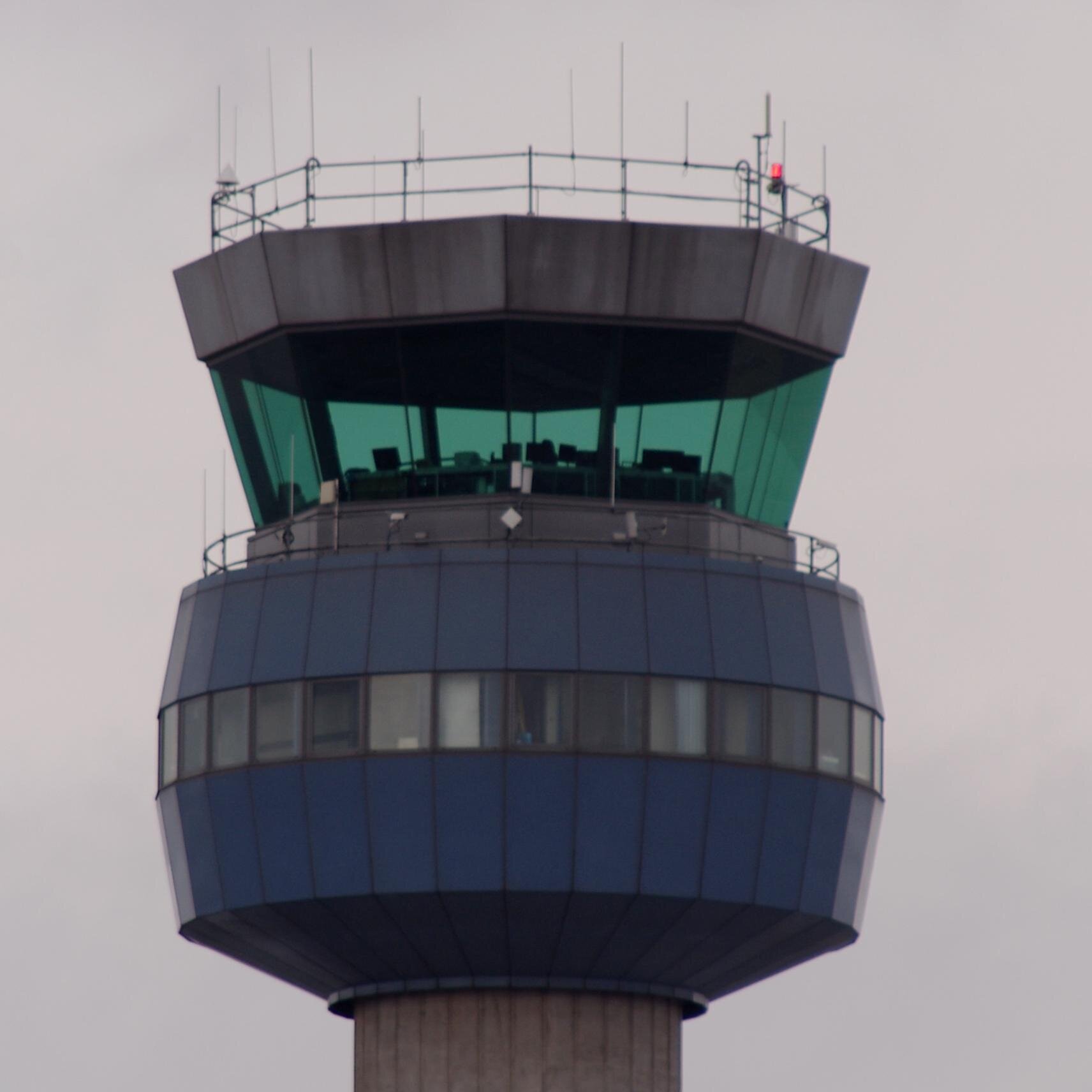 EastMidsVirtual's profile picture. Offering more traffic to East Midlands on YOUR simulator working with online networks and the Virtual Airlines...We'll even follow back you back!