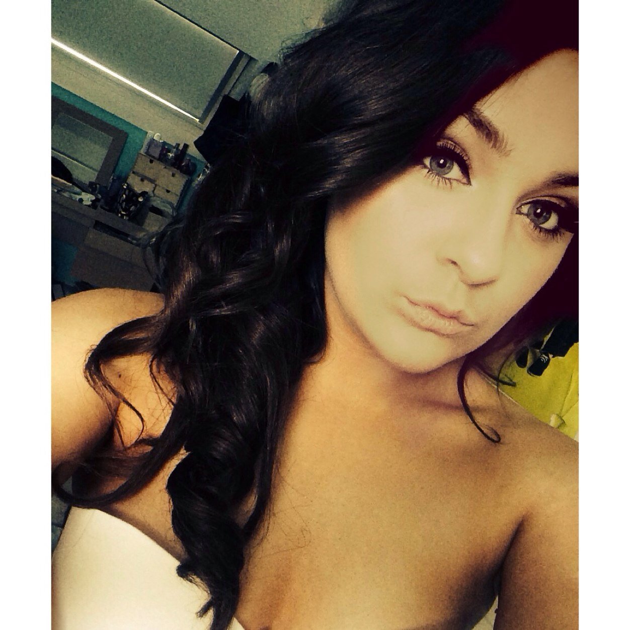 becca // 17 // wales