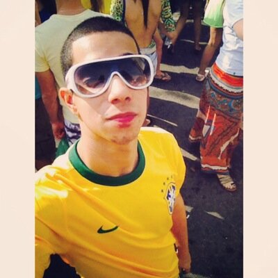 Boy, 18 anos/ Facebook: https://t.co/rYAw9STJdI / WhatsApp: 9-98413588 / Instagram: K_Mansur / Snapchat: k_mansur