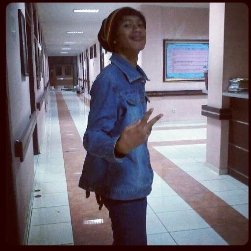 Apa yang Samar di Malam hari,
Maka akan terlihat terang di pagi nanti...

#Makna Bebas

my name is sulaeman. now, follow me :-)