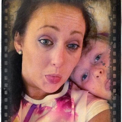 LovesDeb's profile picture. 