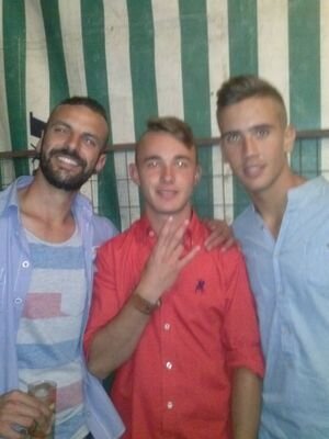 fanan10vcf's profile picture. Jugador del cadete villafranco.c.f, fanatico seguidor del f.c.barcelona. Me gusta salir con mis amigos y las fiestas