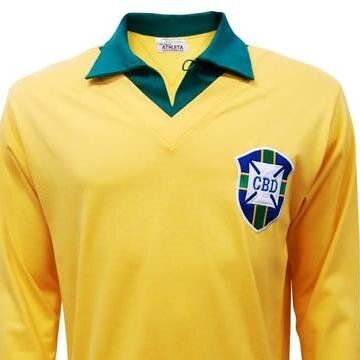 Venta de camisetas deportivas. Trabajamos bajo pedido previo. Productos Oficiales. Contacto: Camisetasfutbolecuador@outlook.com