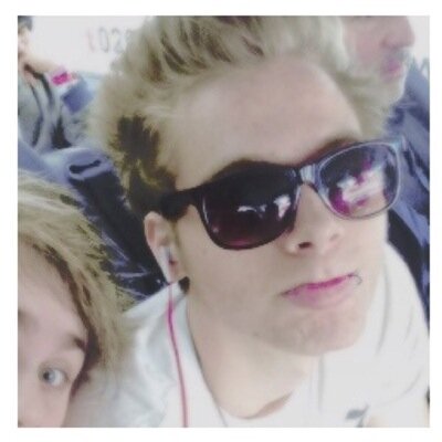 If you like 5SOS then I declare us friends.