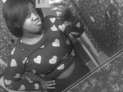 Girl Your Beautiful Pick Your Head Up And Smile ☺
I Don't Compete With Fee's Are Chase After Nigga's 
Just Follow Me Tho!