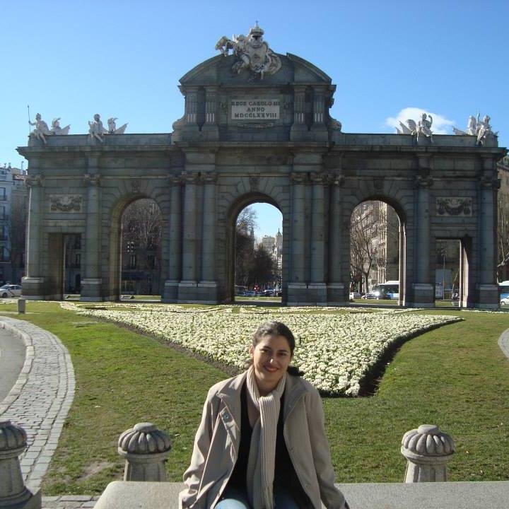 ena_coloma's profile picture. ..Algún día