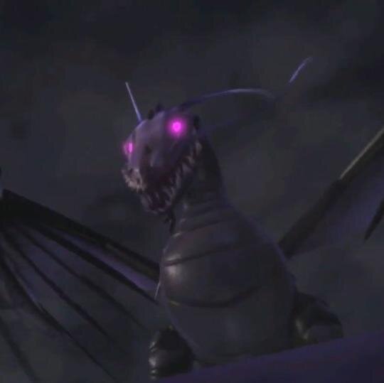 I AM THE OVERLORD AND YOU SHOULD BOW DOWN BECAUSE I WILL TAKE OVER THE WORLD. ((Dumb tweets from your favorite dragon overlord.))