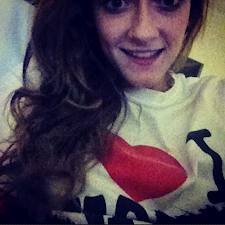 belenalcala447's profile picture. Querer a alguien que no te quiere es como esperar un barco en un aeropuerto.  Amo a aldrey.